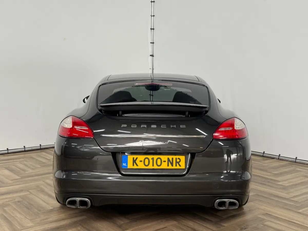 3.6 4|SCHUIFDAK|BOSE|INRUIL MOGELIJK|