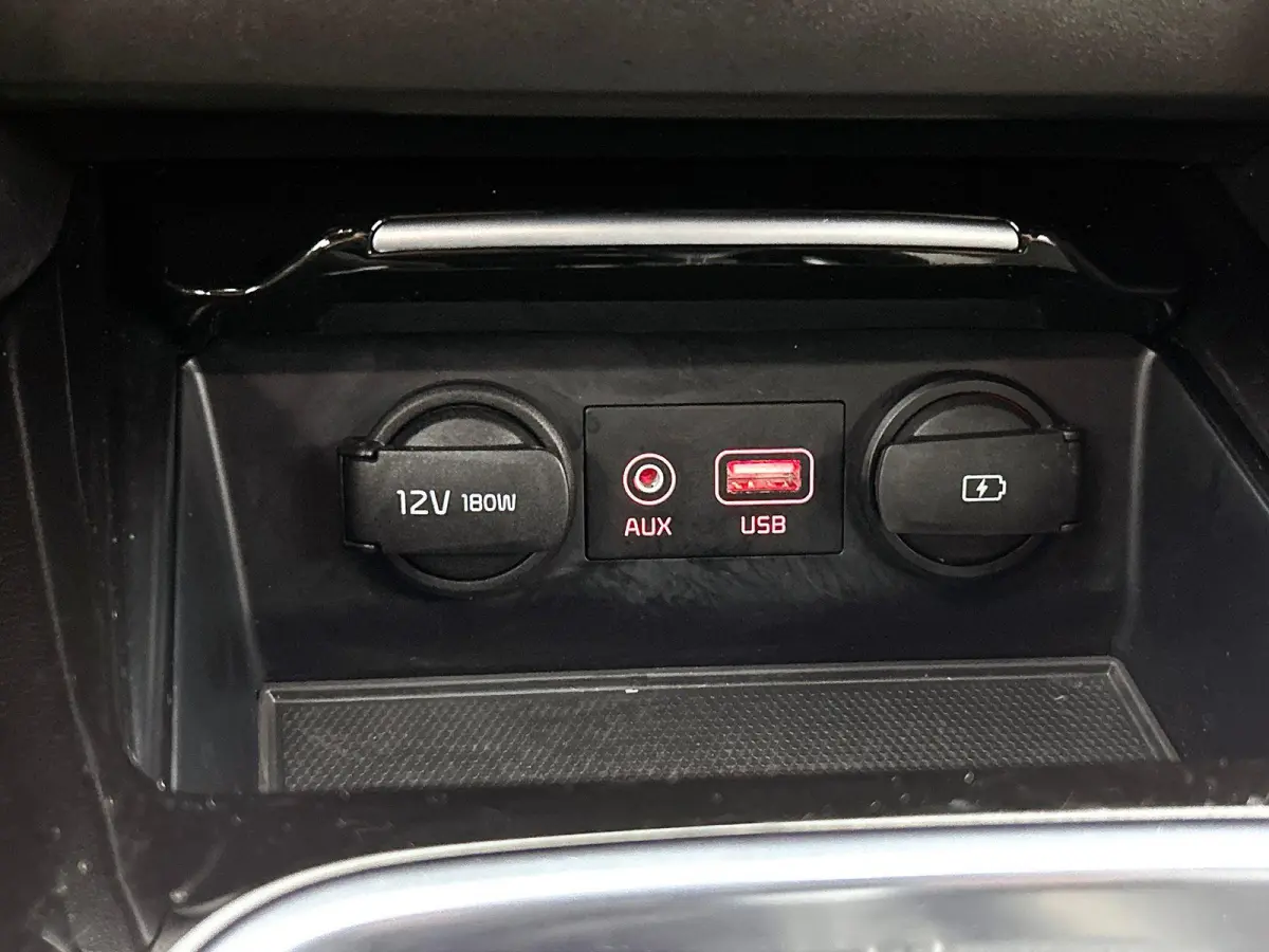 1.4 T-GDI GT-Line CAMERA | NAVI & CARPLAY | WINTERPACK