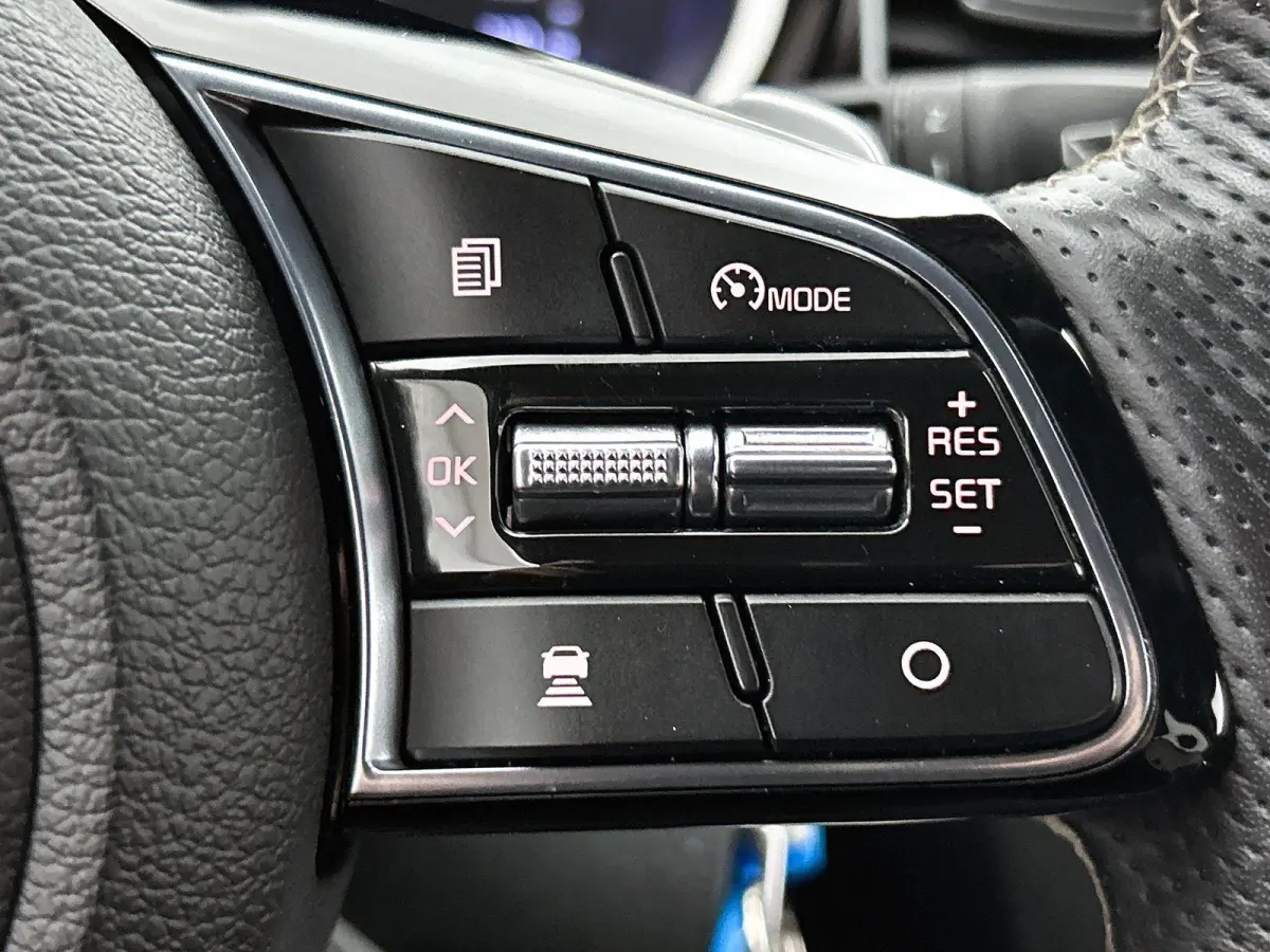 1.4 T-GDI GT-Line CAMERA | NAVI & CARPLAY | WINTERPACK