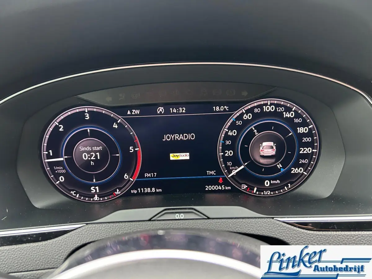 2.0 TDI Highline Business R-Line| Leder| Trekhaak|