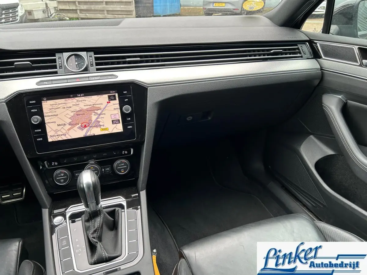 2.0 TDI Highline Business R-Line| Leder| Trekhaak|
