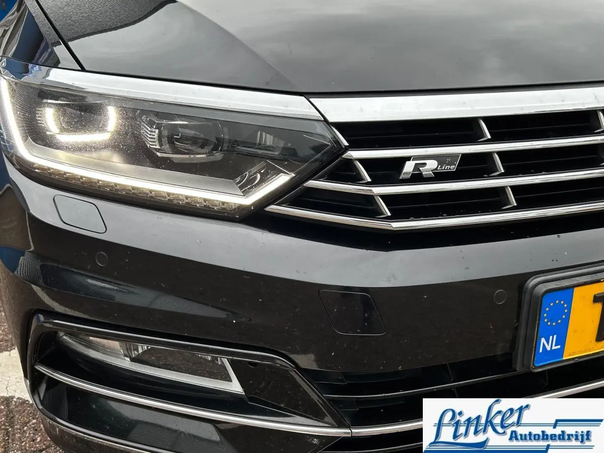 2.0 TDI Highline Business R-Line| Leder| Trekhaak|