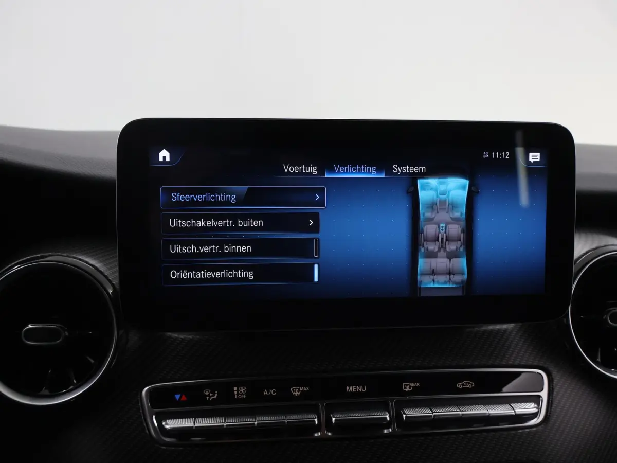 250d | L3 XL | AMG | DUBBELE CABINE | NAVIGATIE | PARKEERCAMERA | 5-ZITS | LEDEREN BEKLEDING | STOELVERWARMING | TREKHAAK | AMG | CERTIFIED