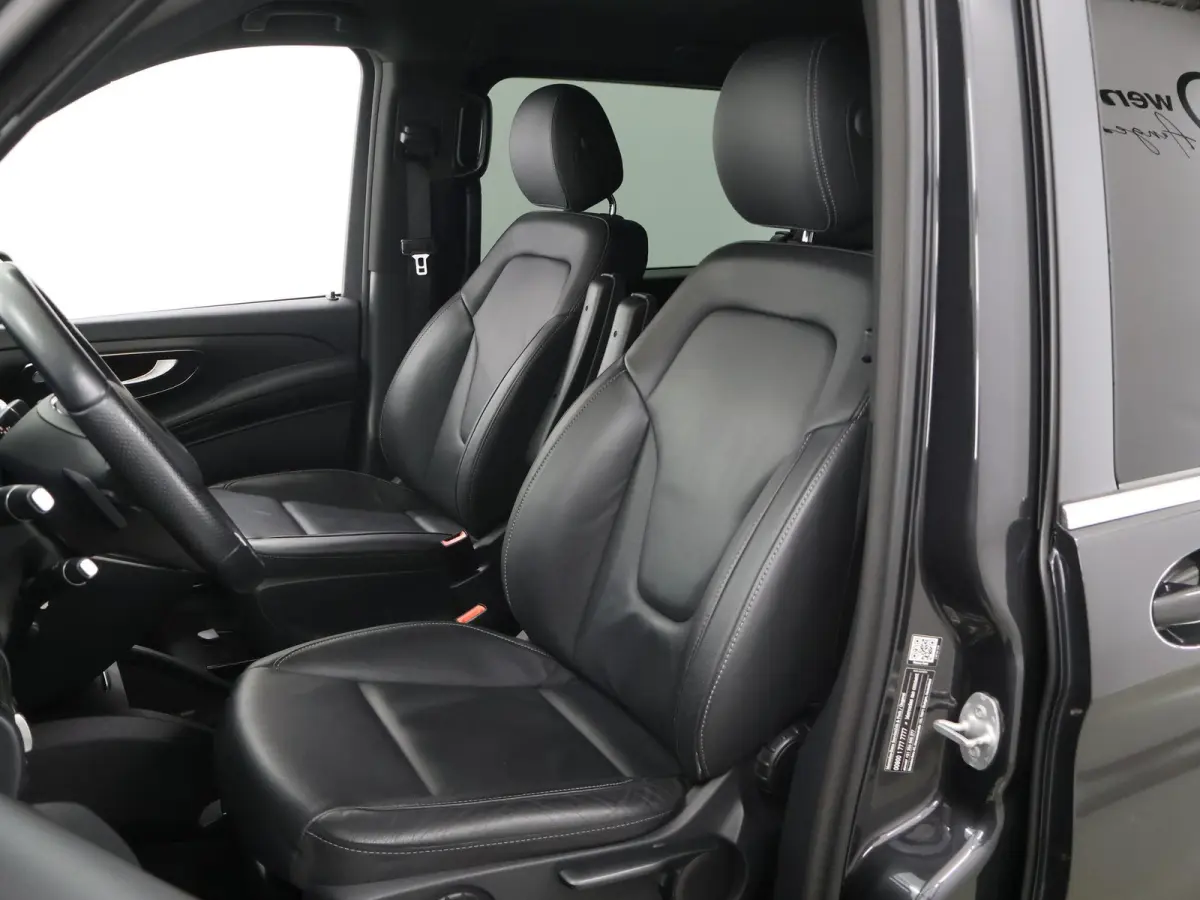 250d | L3 XL | AMG | DUBBELE CABINE | NAVIGATIE | PARKEERCAMERA | 5-ZITS | LEDEREN BEKLEDING | STOELVERWARMING | TREKHAAK | AMG | CERTIFIED