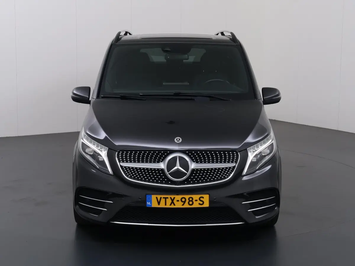 250d | L3 XL | AMG | DUBBELE CABINE | NAVIGATIE | PARKEERCAMERA | 5-ZITS | LEDEREN BEKLEDING | STOELVERWARMING | TREKHAAK | AMG | CERTIFIED