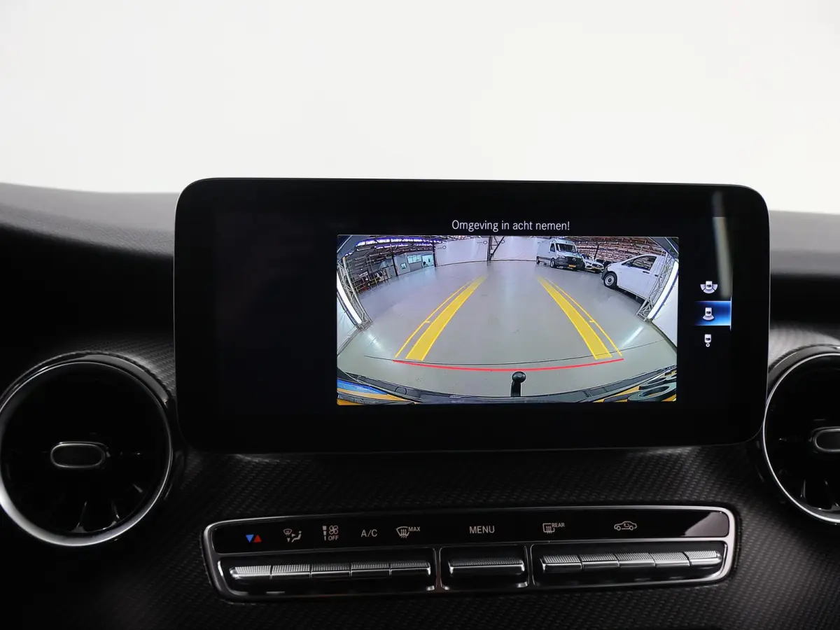 250d | L3 XL | AMG | DUBBELE CABINE | NAVIGATIE | PARKEERCAMERA | 5-ZITS | LEDEREN BEKLEDING | STOELVERWARMING | TREKHAAK | AMG | CERTIFIED