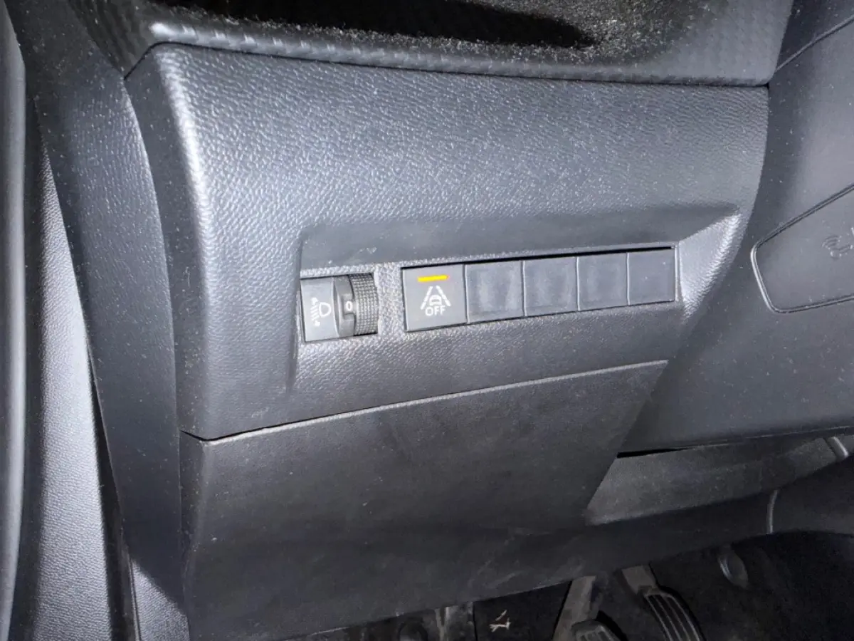 1.2 PURETECH ALLURE NAVI AIRCO/ECC PDC LMV