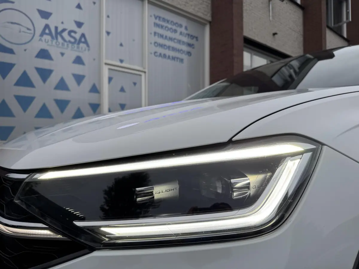 1.0 TSI DSG ACC Alcantara IQ Light LaneAssist CameraStlvw Garantie