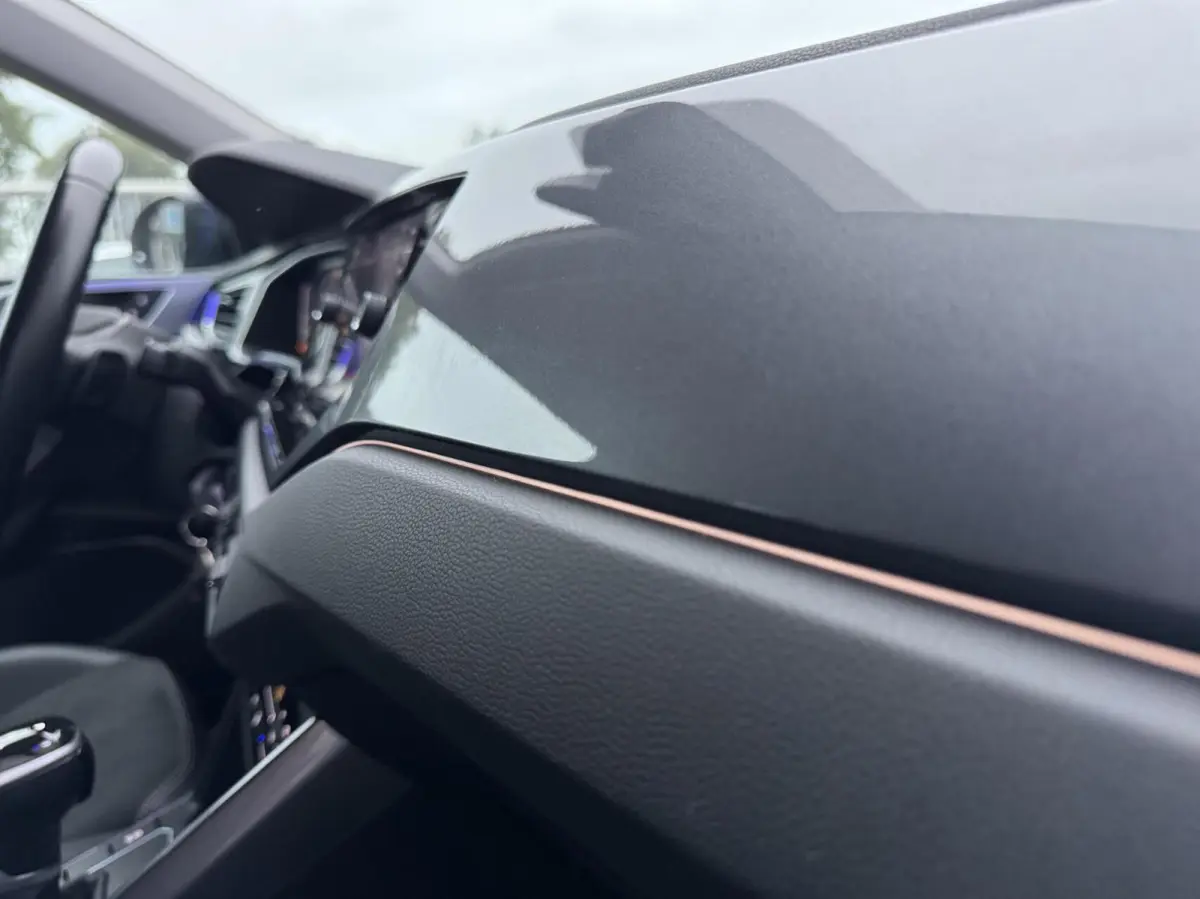 1.0 TSI DSG ACC Alcantara IQ Light LaneAssist CameraStlvw Garantie