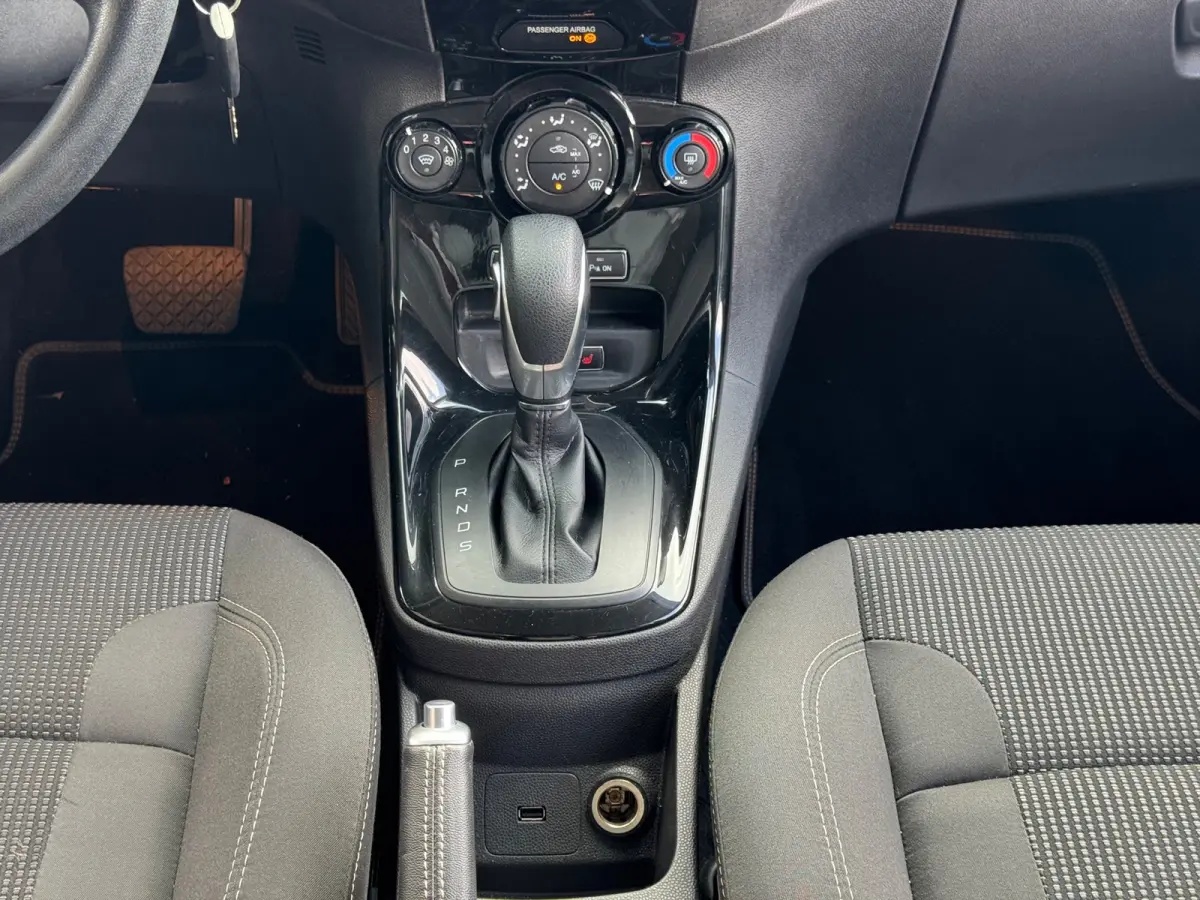 1.0 EcoBoost Titanium 2020 AUT AIRCO NAVI NAP!
