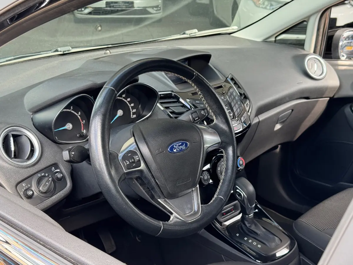 1.0 EcoBoost Titanium 2020 AUT AIRCO NAVI NAP!