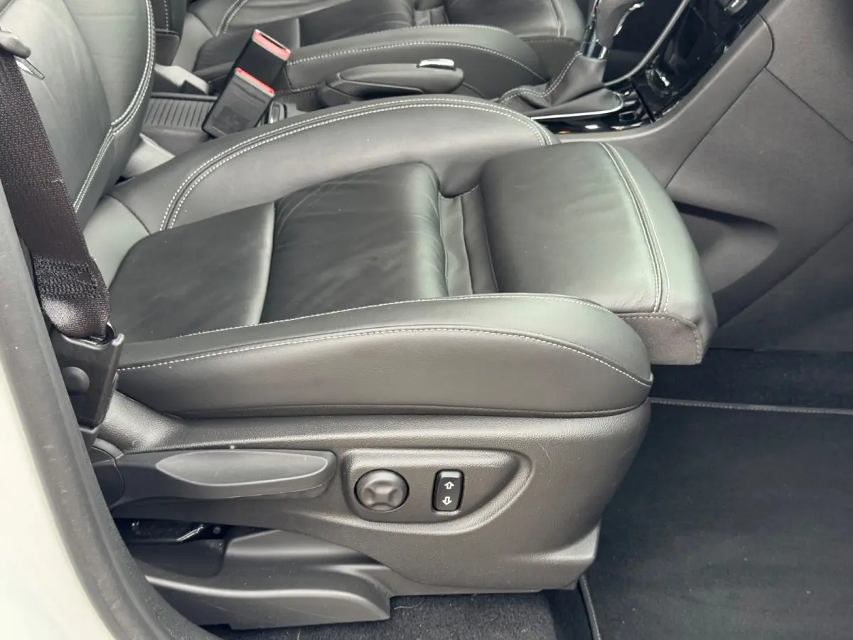 1.4 Turbo Innovation 2016 AUT NAVI CLIMA NAP!