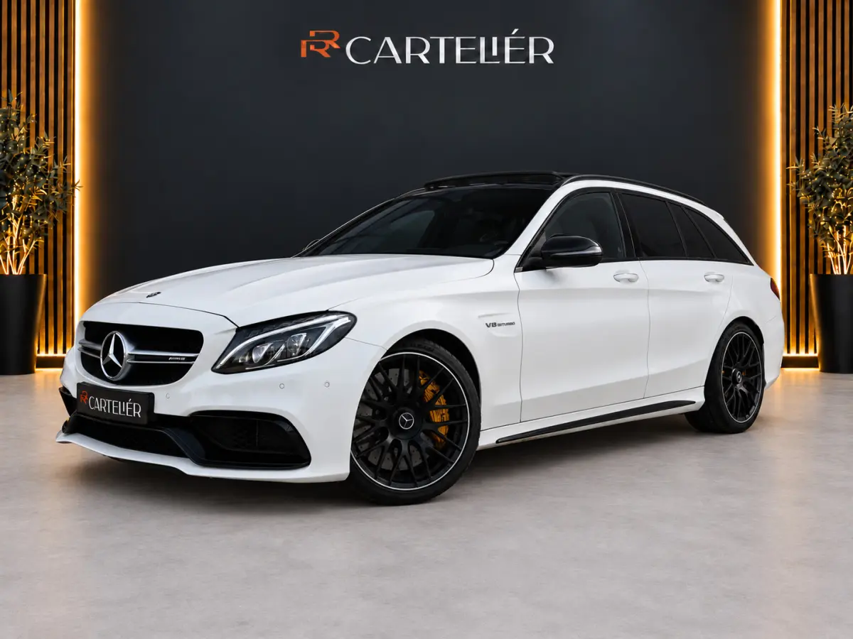 C63 S AMG 510PK V8 Bi-Turbo | Pano | Kuip - Schaalstoelen| XX-583-X | Burmester | Cruisecontrol | Navi | Led | Nieuwstaat | IWC | Memory | Stoelverwarming | Camera | F1 Flippers | Parfumerin