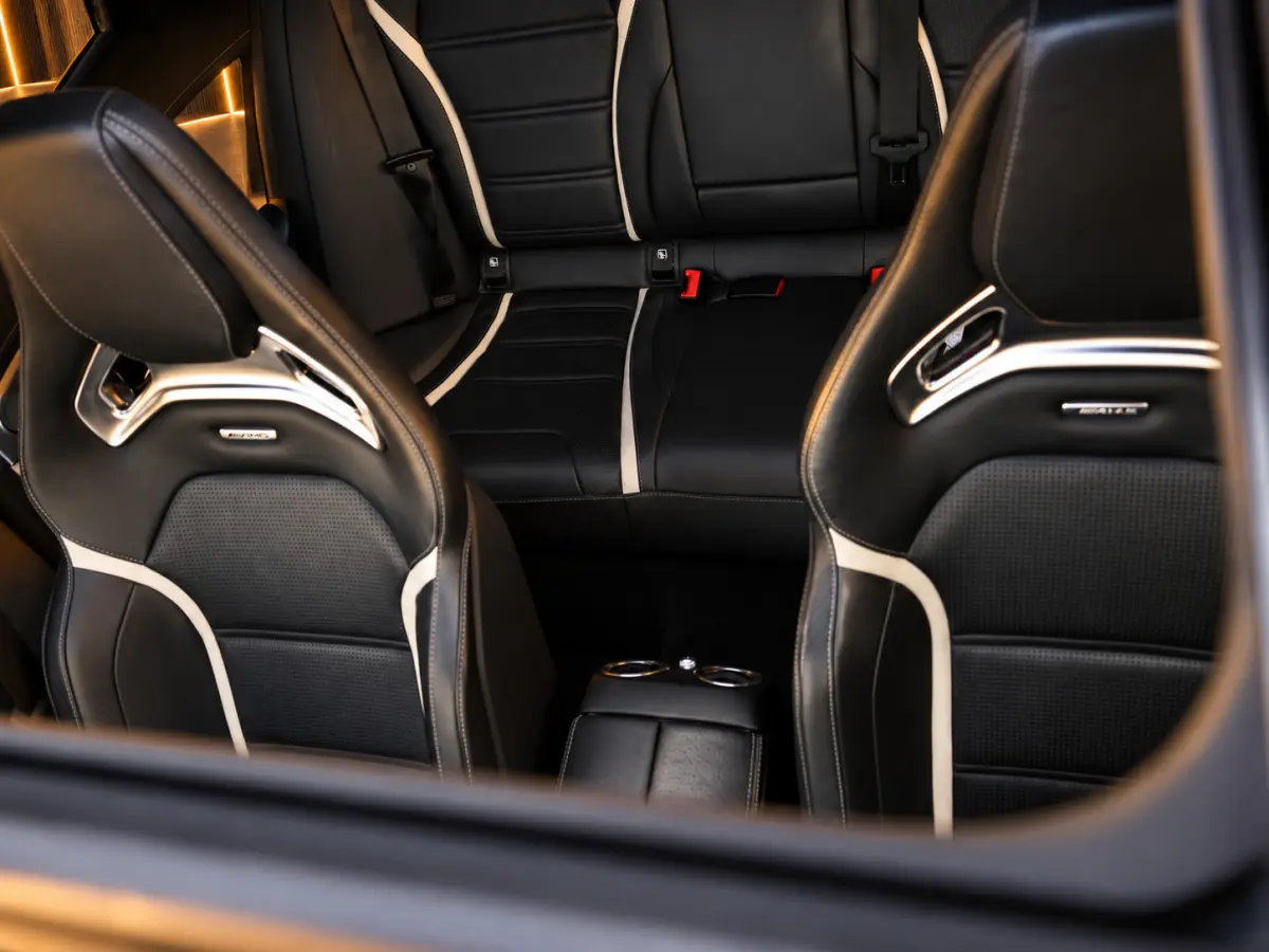 C63 S AMG 510PK V8 Bi-Turbo | Pano | Kuip - Schaalstoelen| XX-583-X | Burmester | Cruisecontrol | Navi | Led | Nieuwstaat | IWC | Memory | Stoelverwarming | Camera | F1 Flippers | Parfumerin