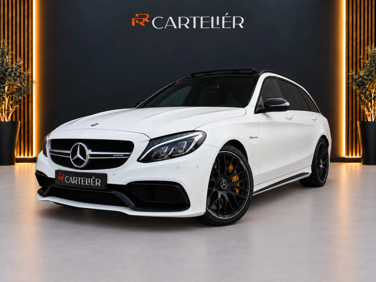 C63 S AMG 510PK V8 Bi-Turbo | Pano | Kuip - Schaalstoelen| XX-583-X | Burmester | Cruisecontrol | Navi | Led | Nieuwstaat | IWC | Memory | Stoelverwarming | Camera | F1 Flippers | Parfumerin