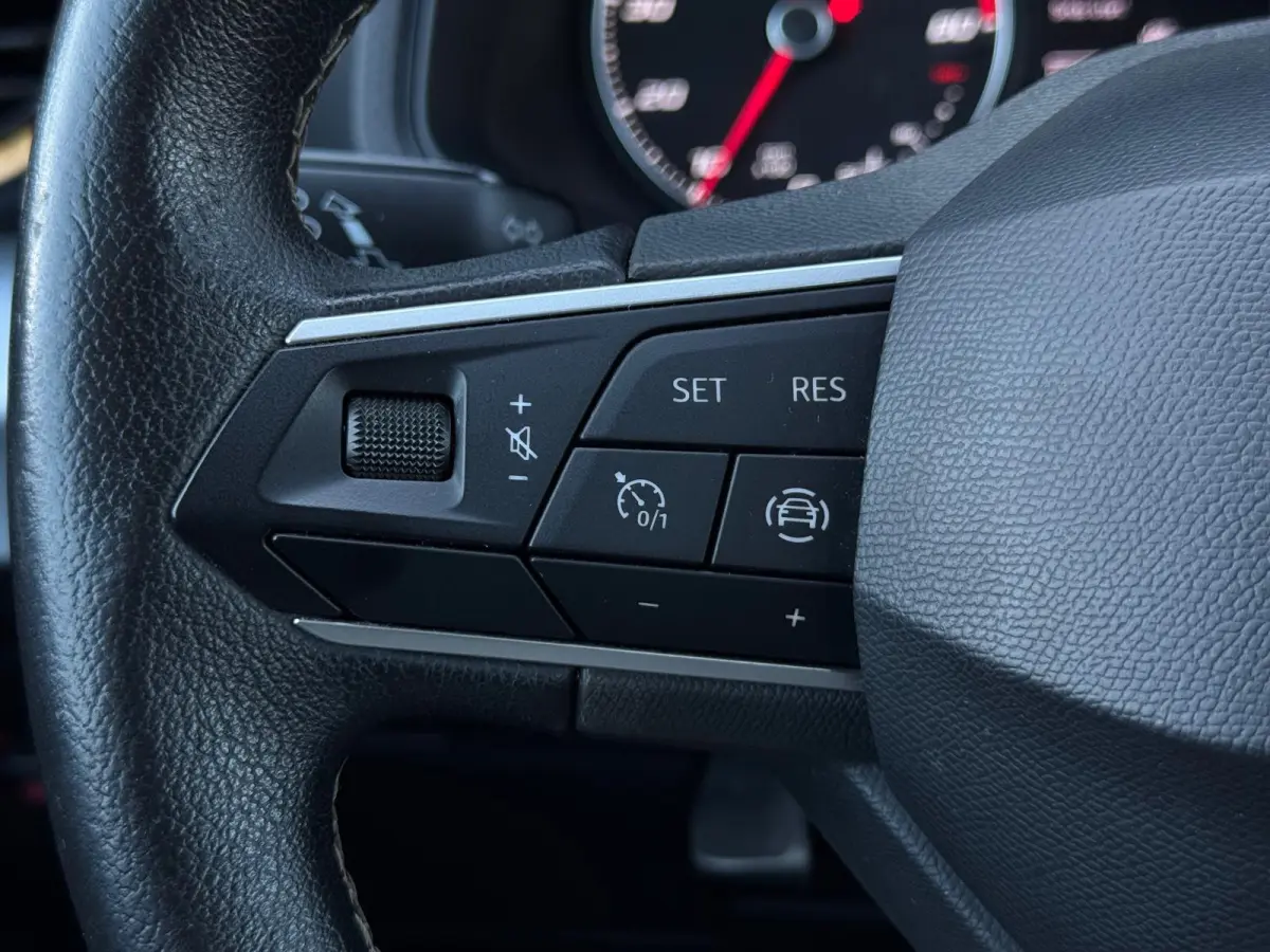 1.0 Style SPORTVELGEN|LED|AIRCO|CR CONTROL|ELEK PAKKET