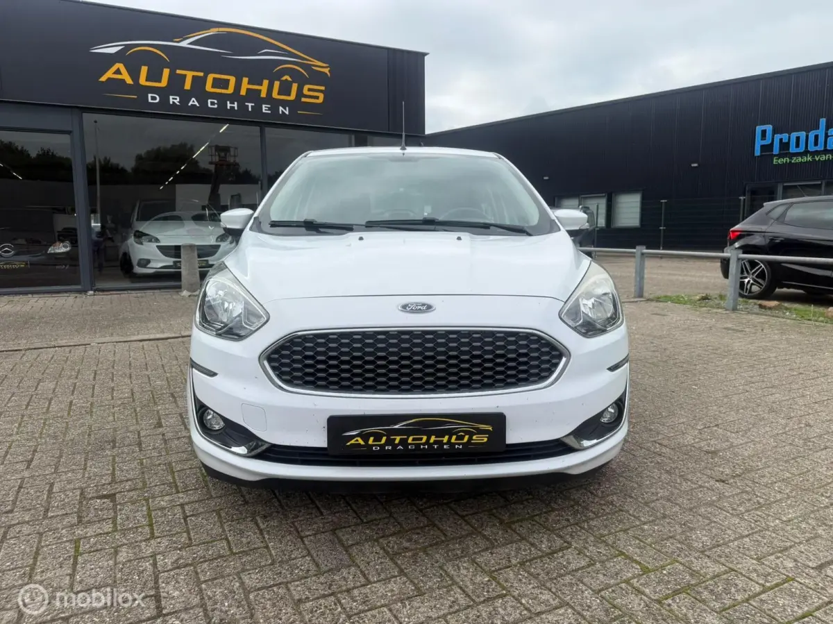 1.2 Titanium Ultimate White airco cruise Parkeersensoren km