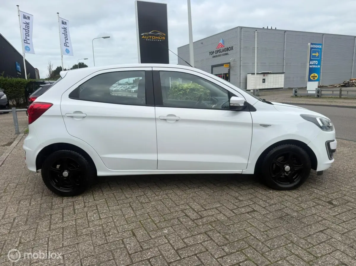 1.2 Titanium Ultimate White airco cruise Parkeersensoren km