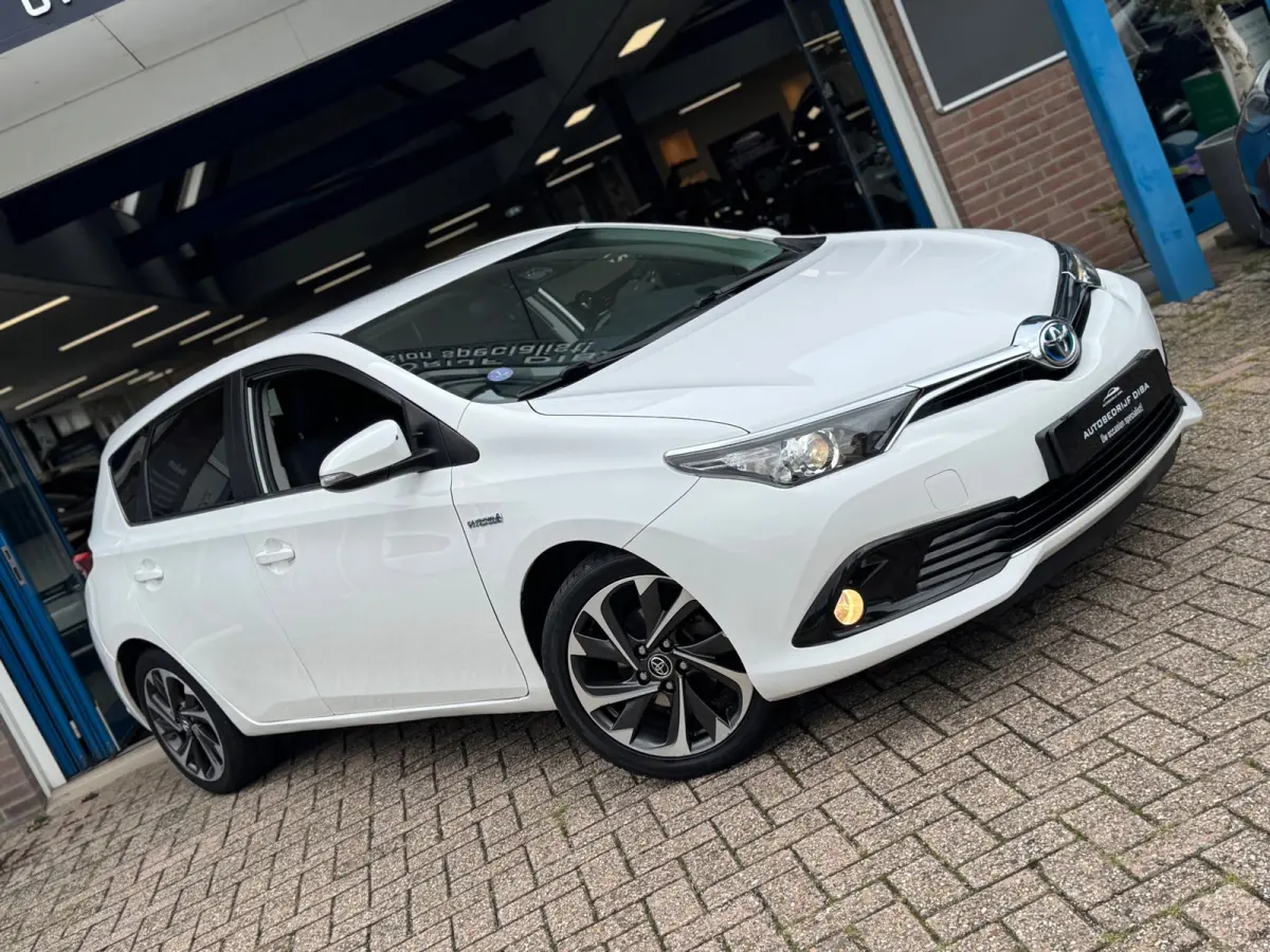 1.8 Hybrid Active AUT NAVI NAP!