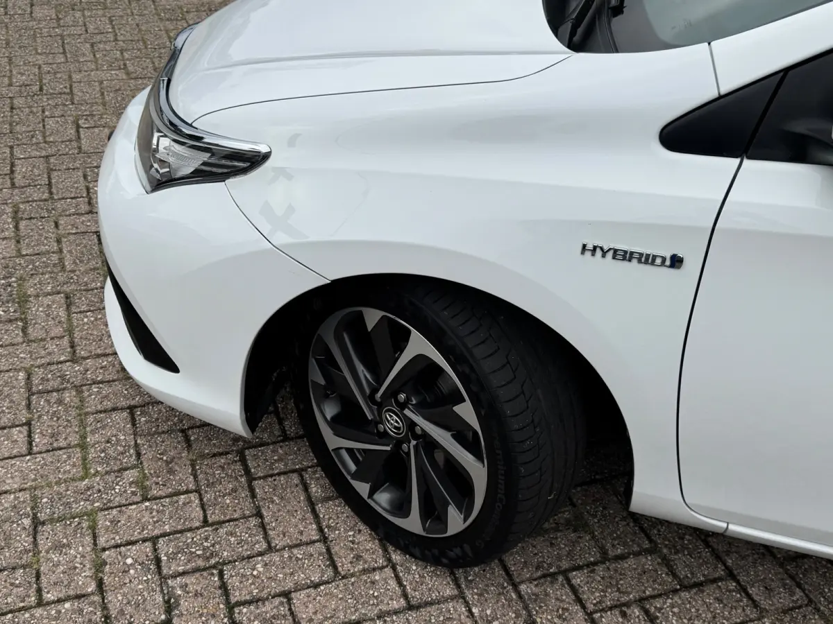 1.8 Hybrid Active AUT NAVI NAP!