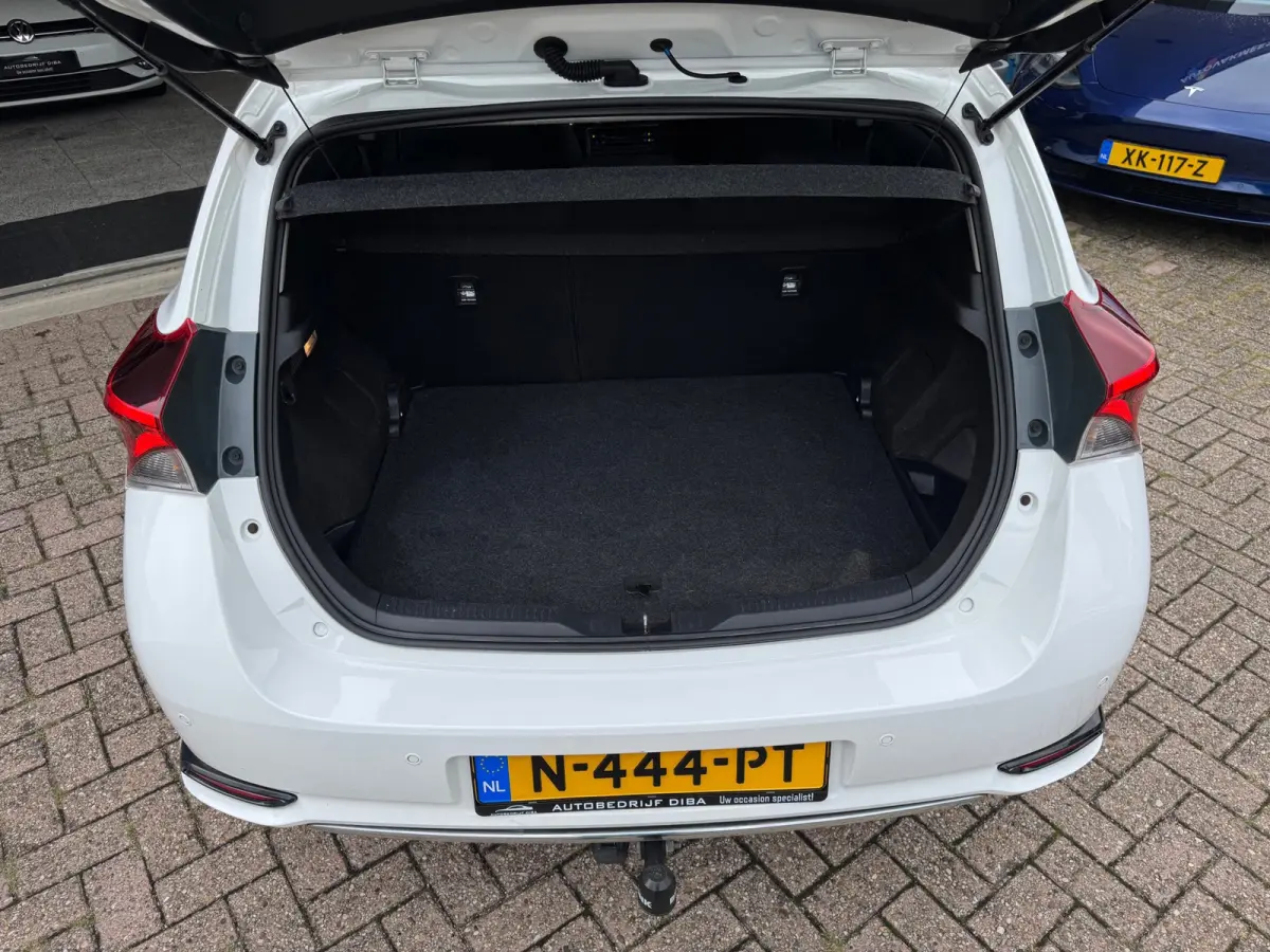 1.8 Hybrid Active AUT NAVI NAP!