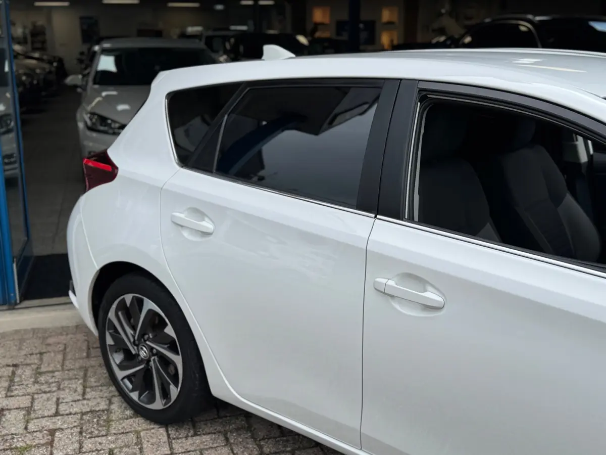 1.8 Hybrid Active AUT NAVI NAP!