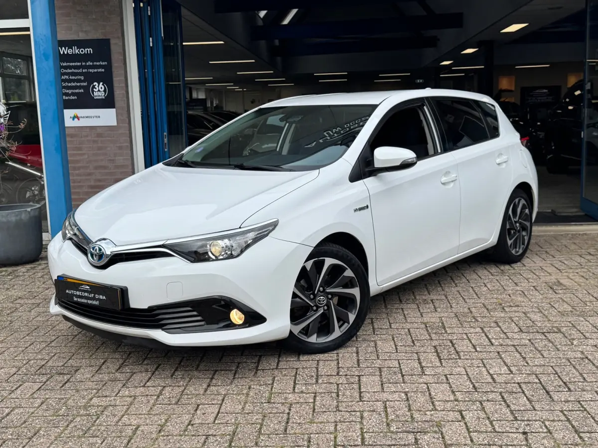 1.8 Hybrid Active AUT NAVI NAP!