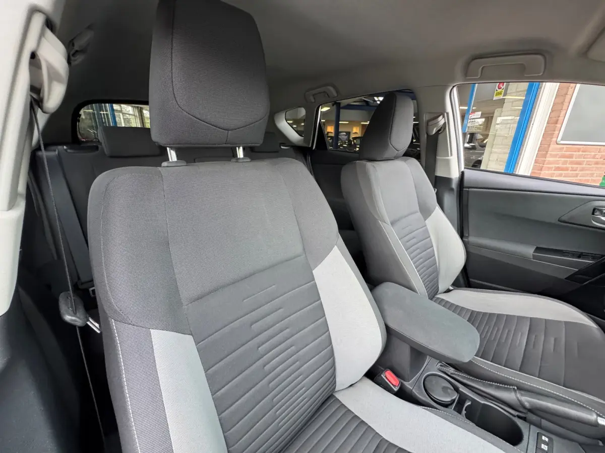 1.8 Hybrid Active AUT NAVI NAP!