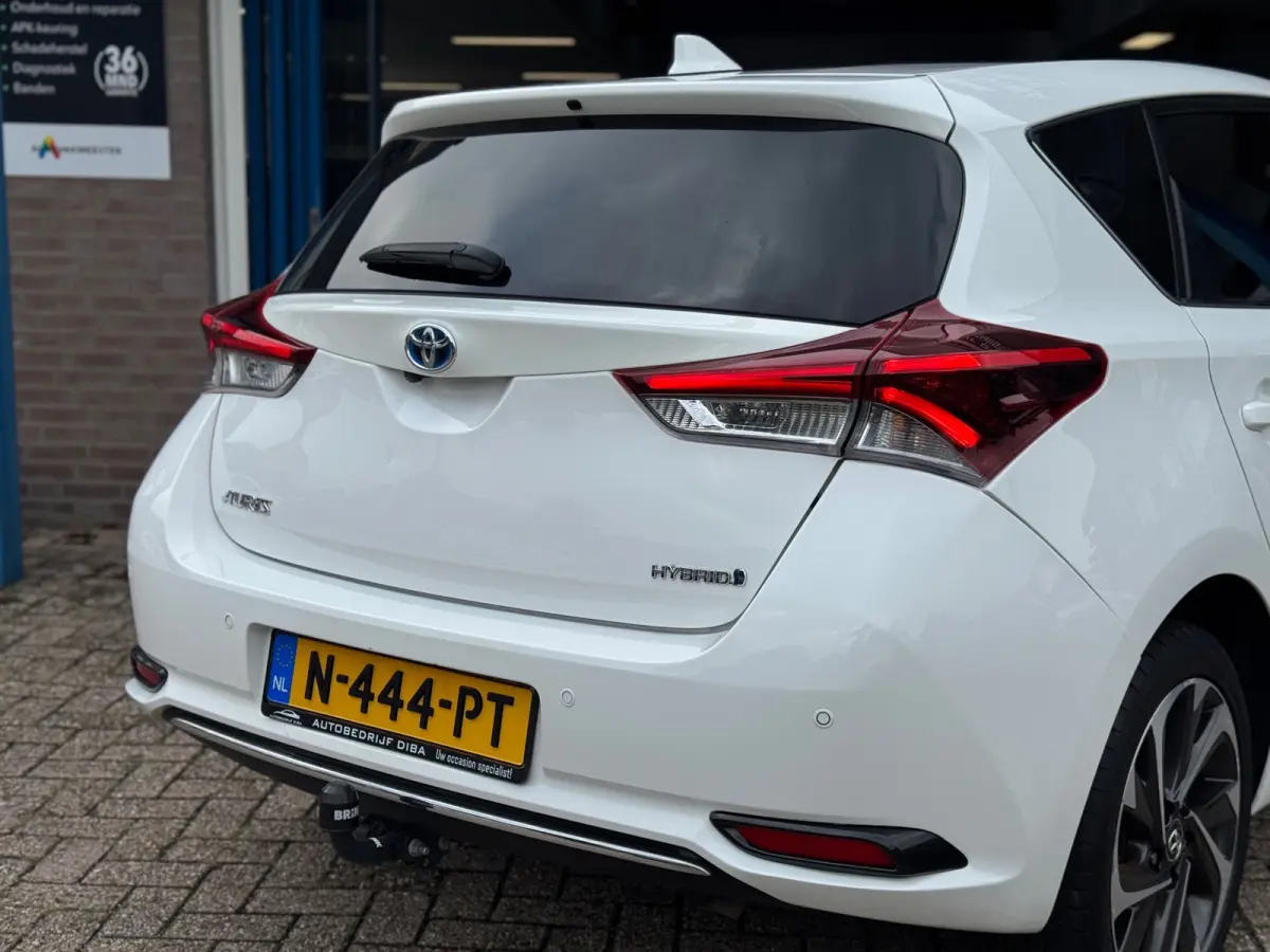 1.8 Hybrid Active AUT NAVI NAP!