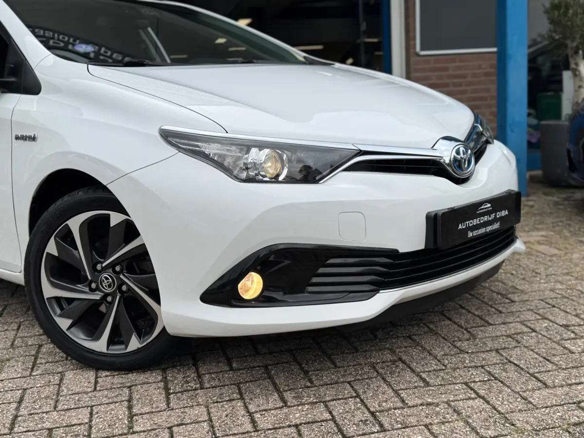 1.8 Hybrid Active AUT NAVI NAP!