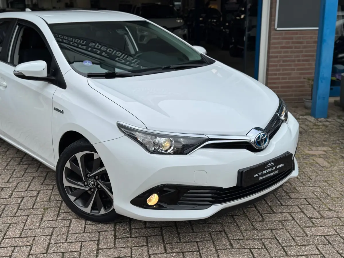 1.8 Hybrid Active AUT NAVI NAP!