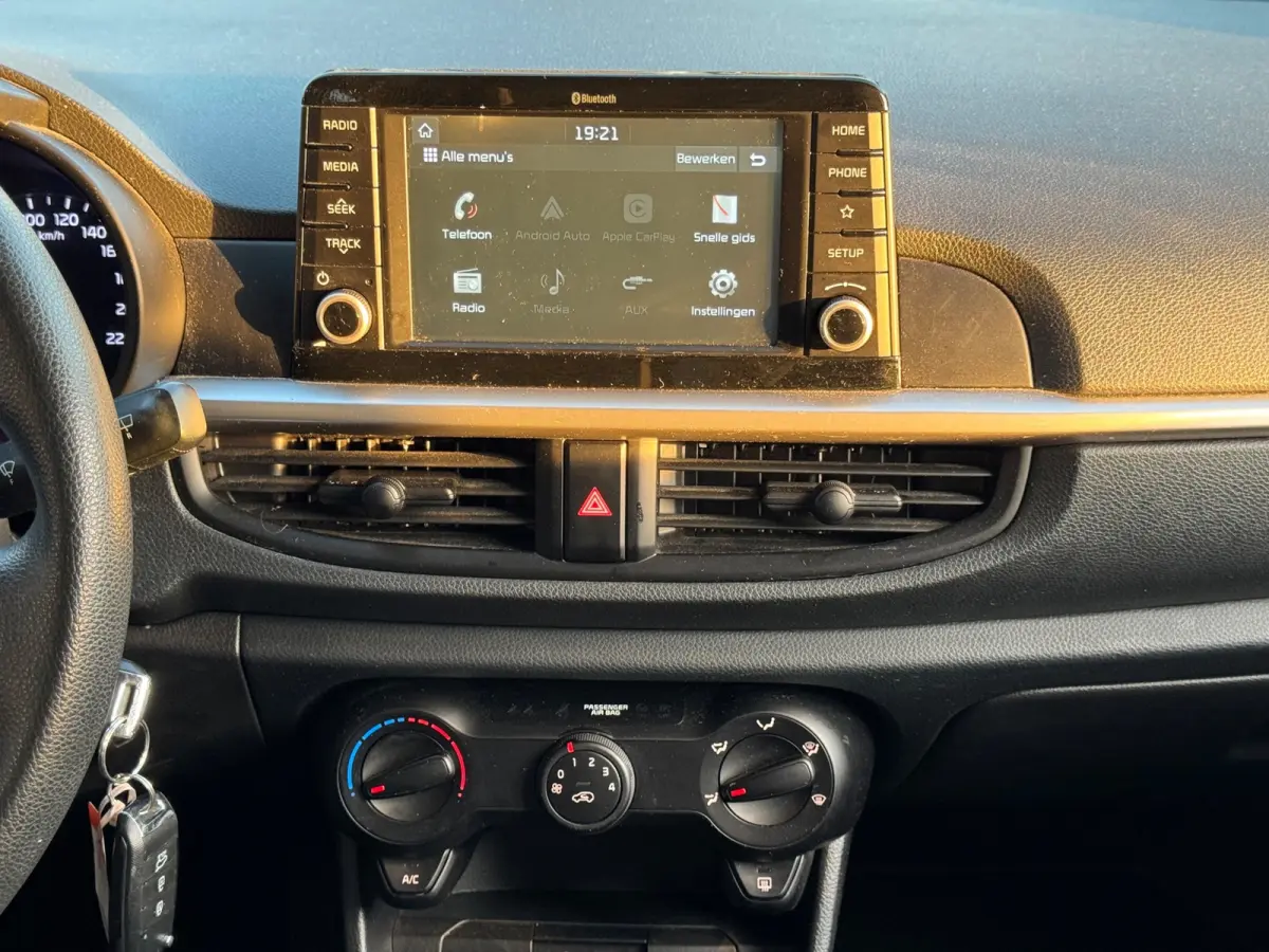 1.0 MPi ComfortPlusLine 2019 CARPLAY CARPLAY NAP
