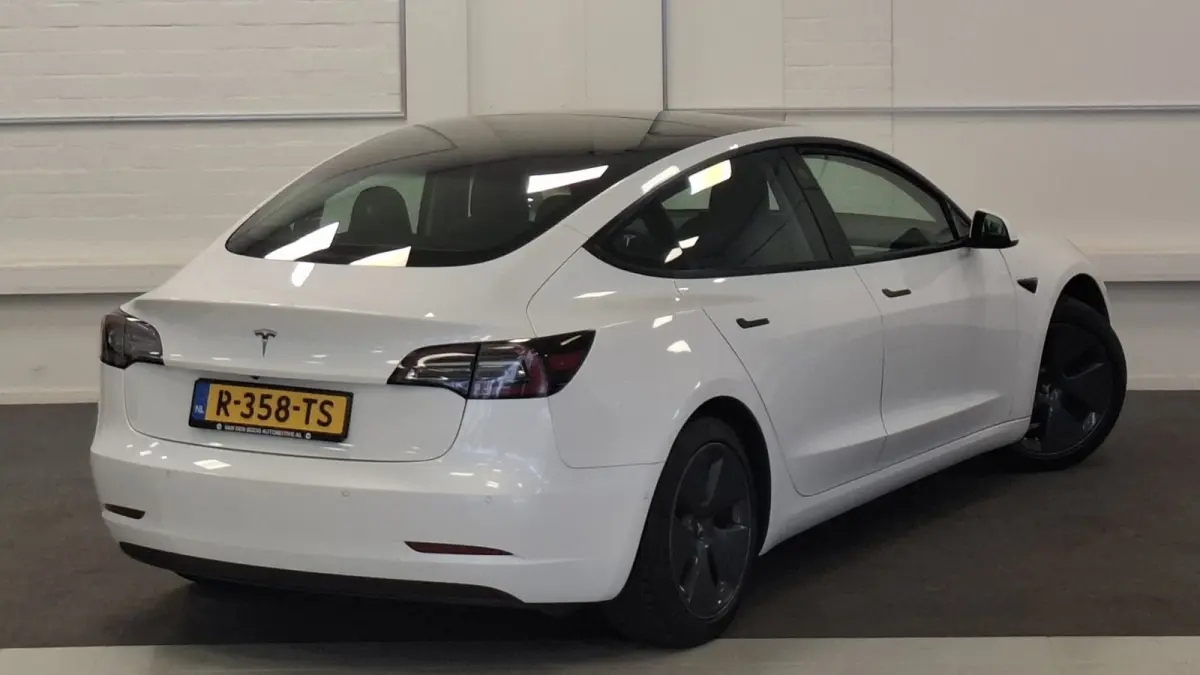 Standard RWD Plus 60 kWh SOH 86% Faceflift