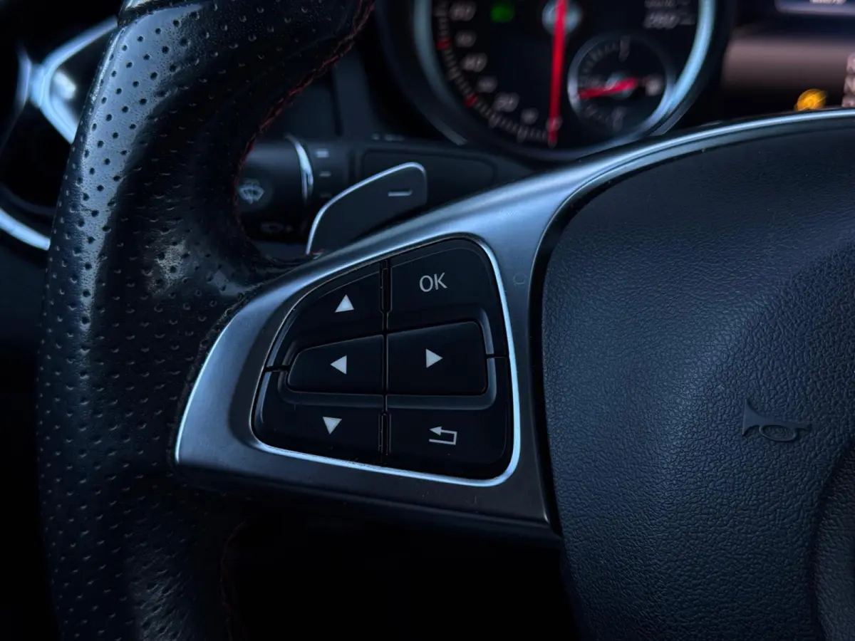 180 AMG Night NAVI|LEDER|LED|SPORTVELGEN|CR CONTROL