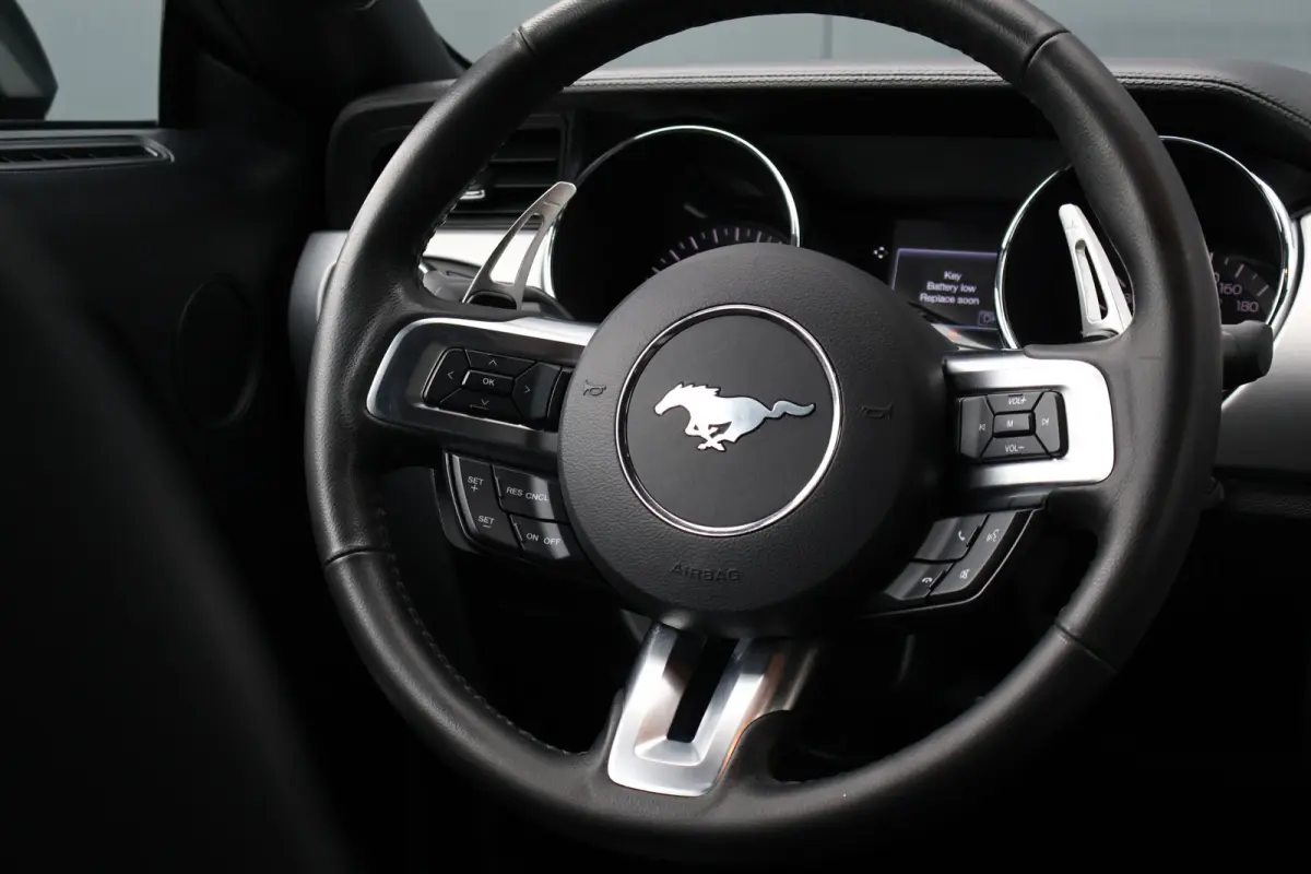 2.3 EcoBoost EU Model | Leer | K&N Intake | MagnaFlow Sportuitlaat | Stoelverwarming / ventilatie | Camera | Keyless