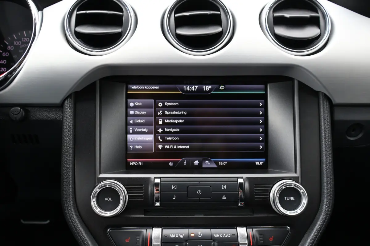 2.3 EcoBoost EU Model | Leer | K&N Intake | MagnaFlow Sportuitlaat | Stoelverwarming / ventilatie | Camera | Keyless