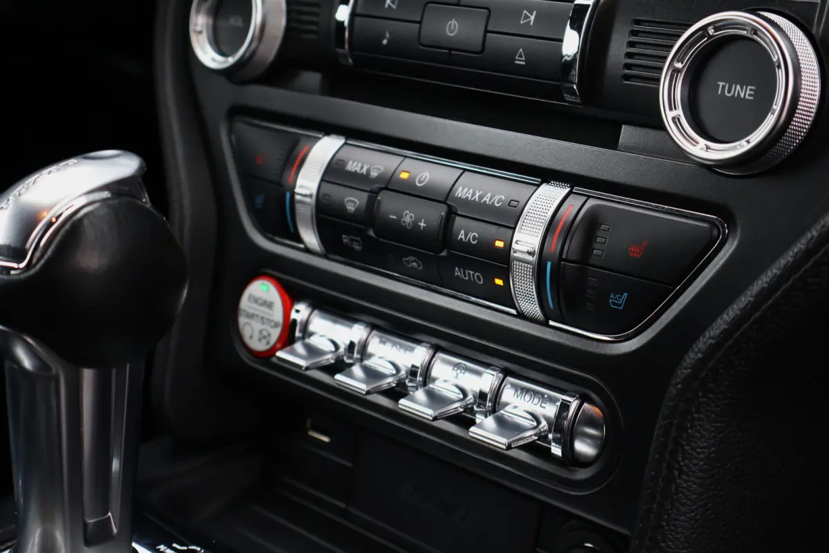 2.3 EcoBoost EU Model | Leer | K&N Intake | MagnaFlow Sportuitlaat | Stoelverwarming / ventilatie | Camera | Keyless