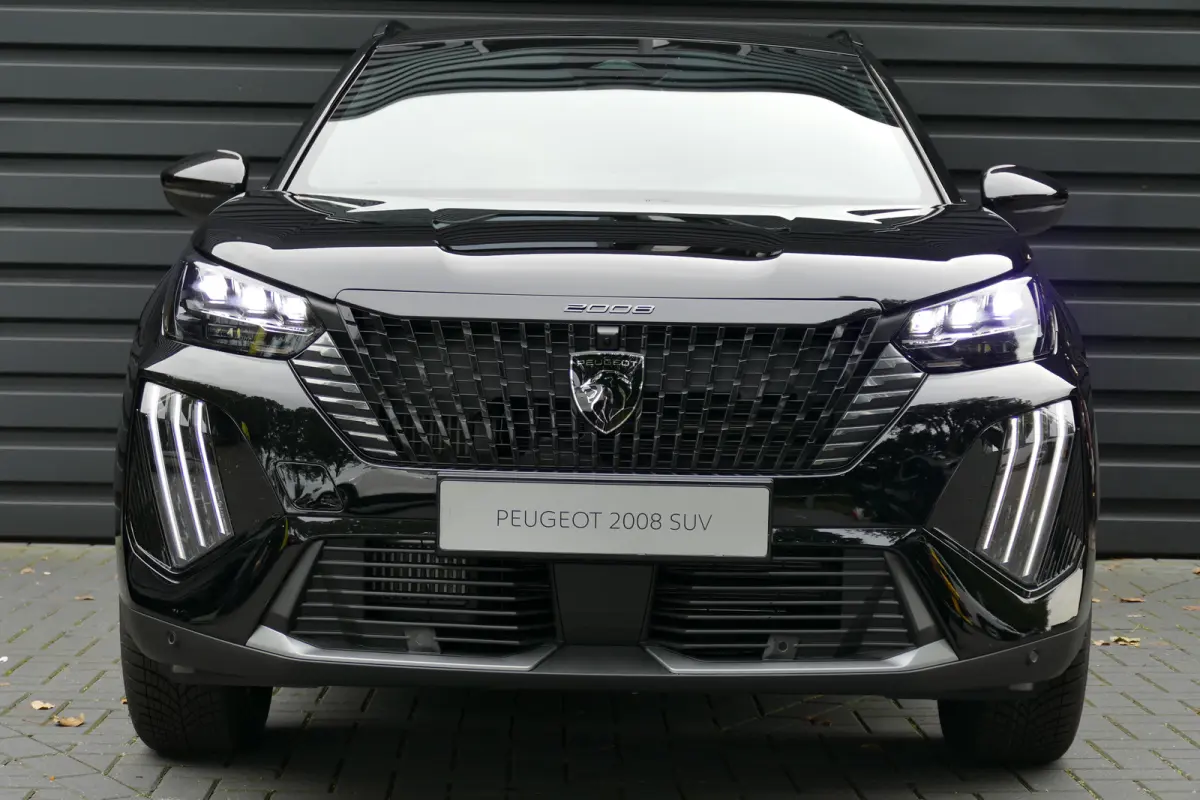 GT | Active Safety Brake met camera en radar (automatisch noodremsysteem) met Distance Alert (waarschuwing dreigende aanrijding) | Advanced Active Safety Brake met camera en radar | Climate 