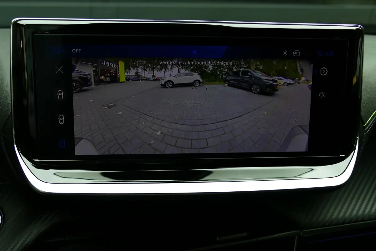 GT | Active Safety Brake met camera en radar (automatisch noodremsysteem) met Distance Alert (waarschuwing dreigende aanrijding) | Advanced Active Safety Brake met camera en radar | Climate 