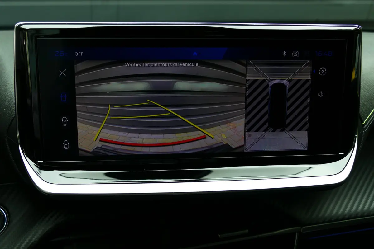 GT | Active Safety Brake met camera en radar (automatisch noodremsysteem) met Distance Alert (waarschuwing dreigende aanrijding) | Advanced Active Safety Brake met camera en radar | Climate 
