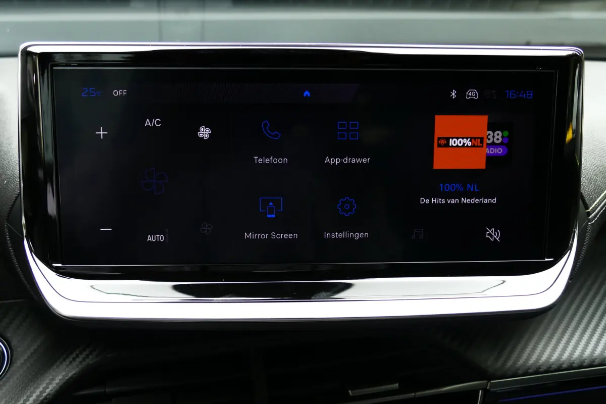 GT | Active Safety Brake met camera en radar (automatisch noodremsysteem) met Distance Alert (waarschuwing dreigende aanrijding) | Advanced Active Safety Brake met camera en radar | Climate 