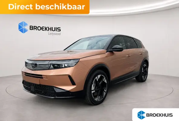 Ultimate | 7,4 kW boordlader | Draadloze telefoonlader (Inductie) | Elektronische klimaatregeling met twee zones