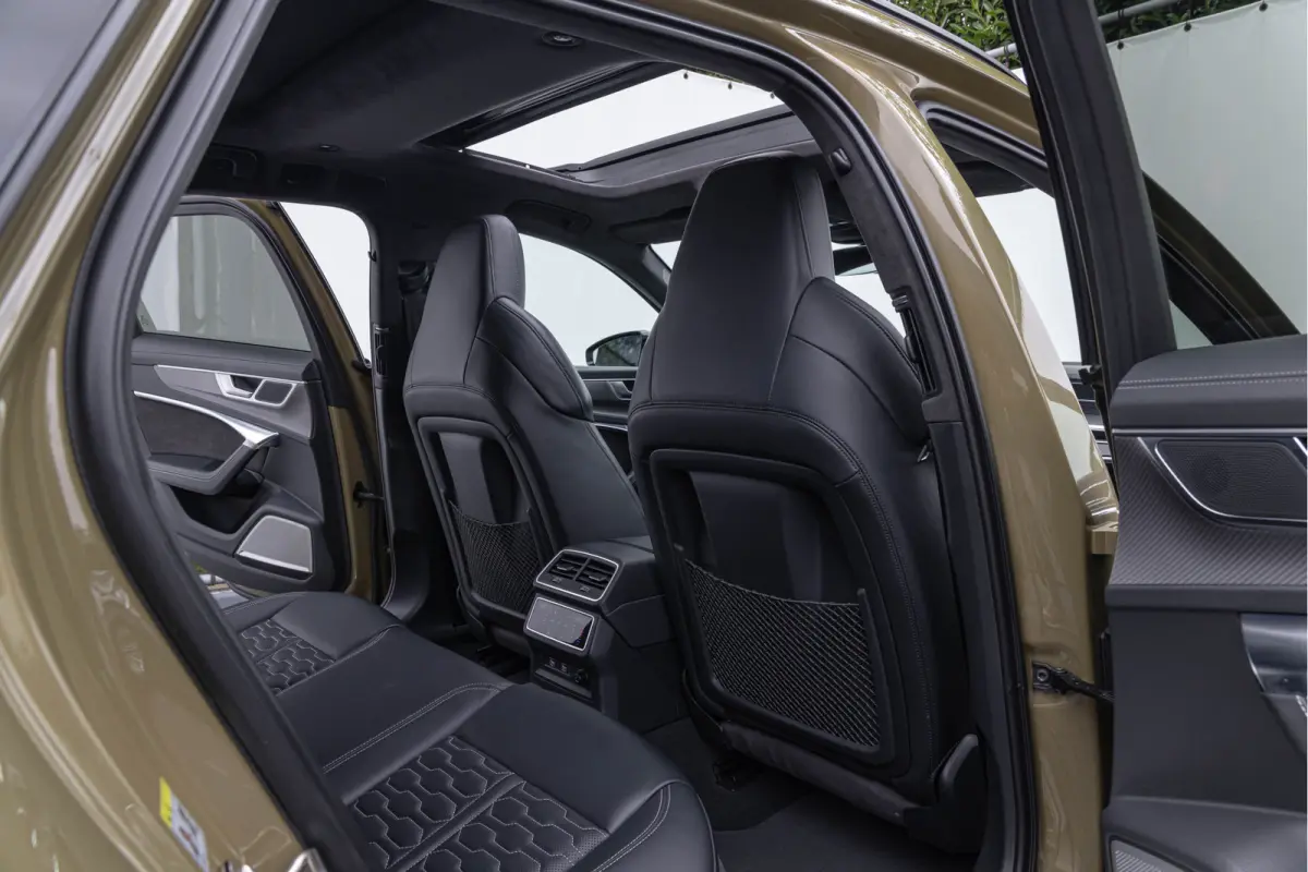 4.0 TFSI 600pk Quattro Pano Keramisch Dynamic + Nachtzicht B&O Advanced
