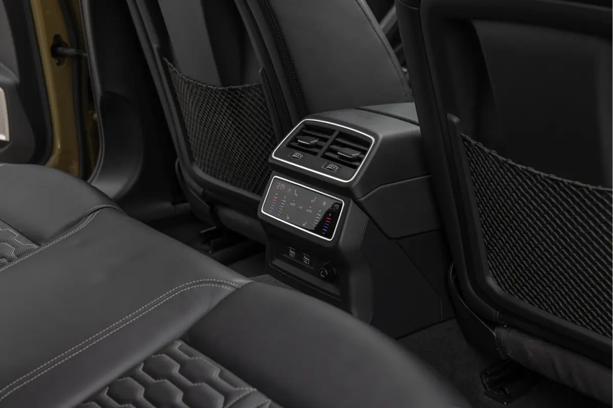 4.0 TFSI 600pk Quattro Pano Keramisch Dynamic + Nachtzicht B&O Advanced