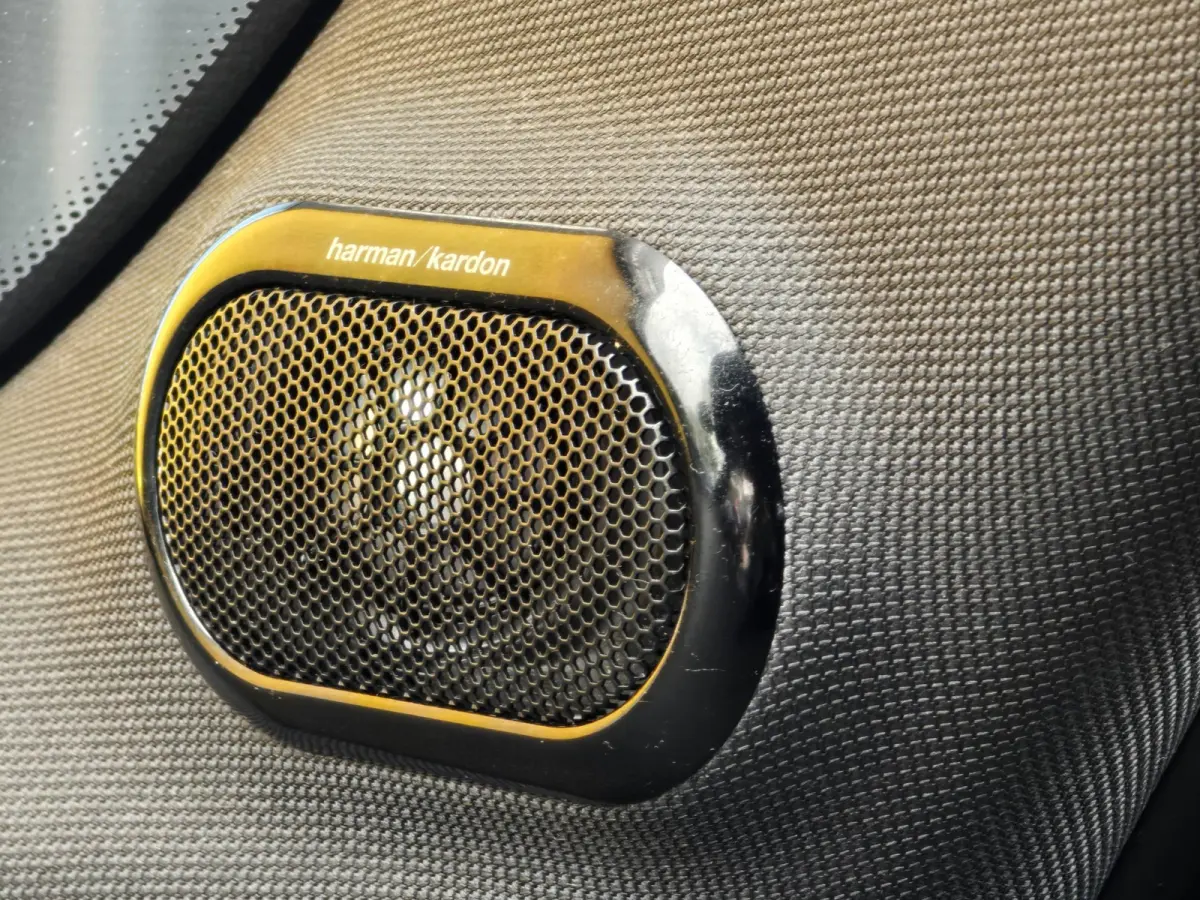 2.0 Cooper S Chili Serious Business / AUT / 5 Deurs / Navi / Head Up / Harman Kardon / Stoelverwarming / Led / Pdc