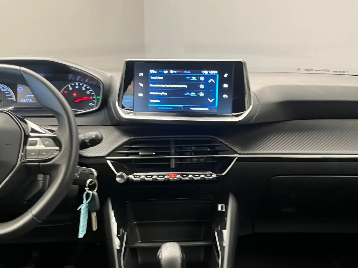 1.2 PureTech Active | Airco | Apple Carplay/Android Auto|telefoonintegratie premium | Centrale deurvergrendeling met afstandsbediening