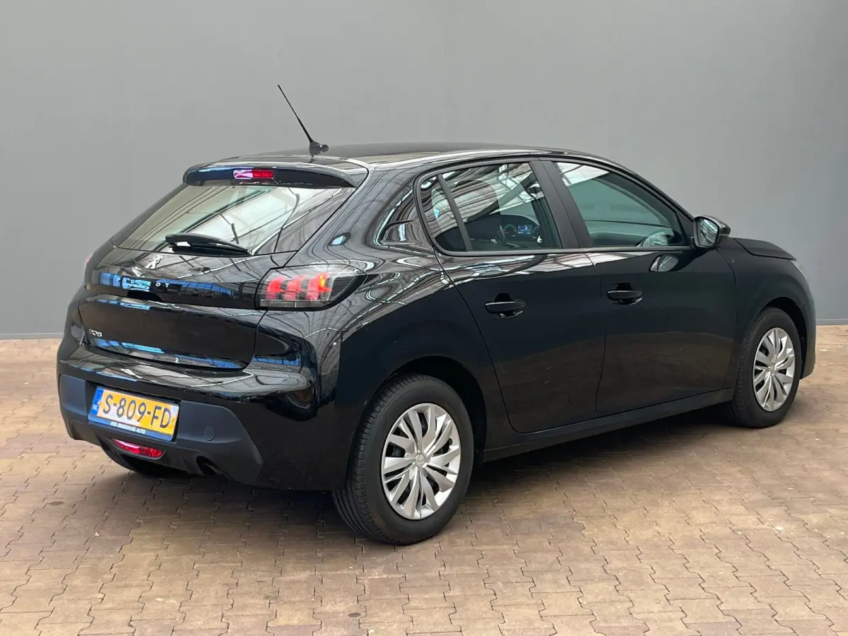 1.2 PureTech Active | Airco | Apple Carplay/Android Auto|telefoonintegratie premium | Centrale deurvergrendeling met afstandsbediening