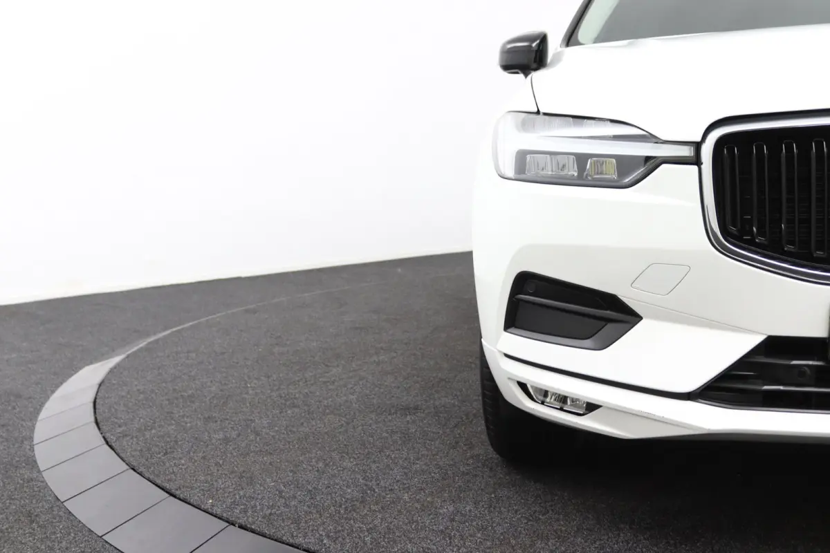 B5 Black Pack | Trekhaak 2300KG! | Camera | Adaptive Cruise | BLIS | Stoelverwarming | Verwarmbare Voorruit | CarPlay/Android Auto