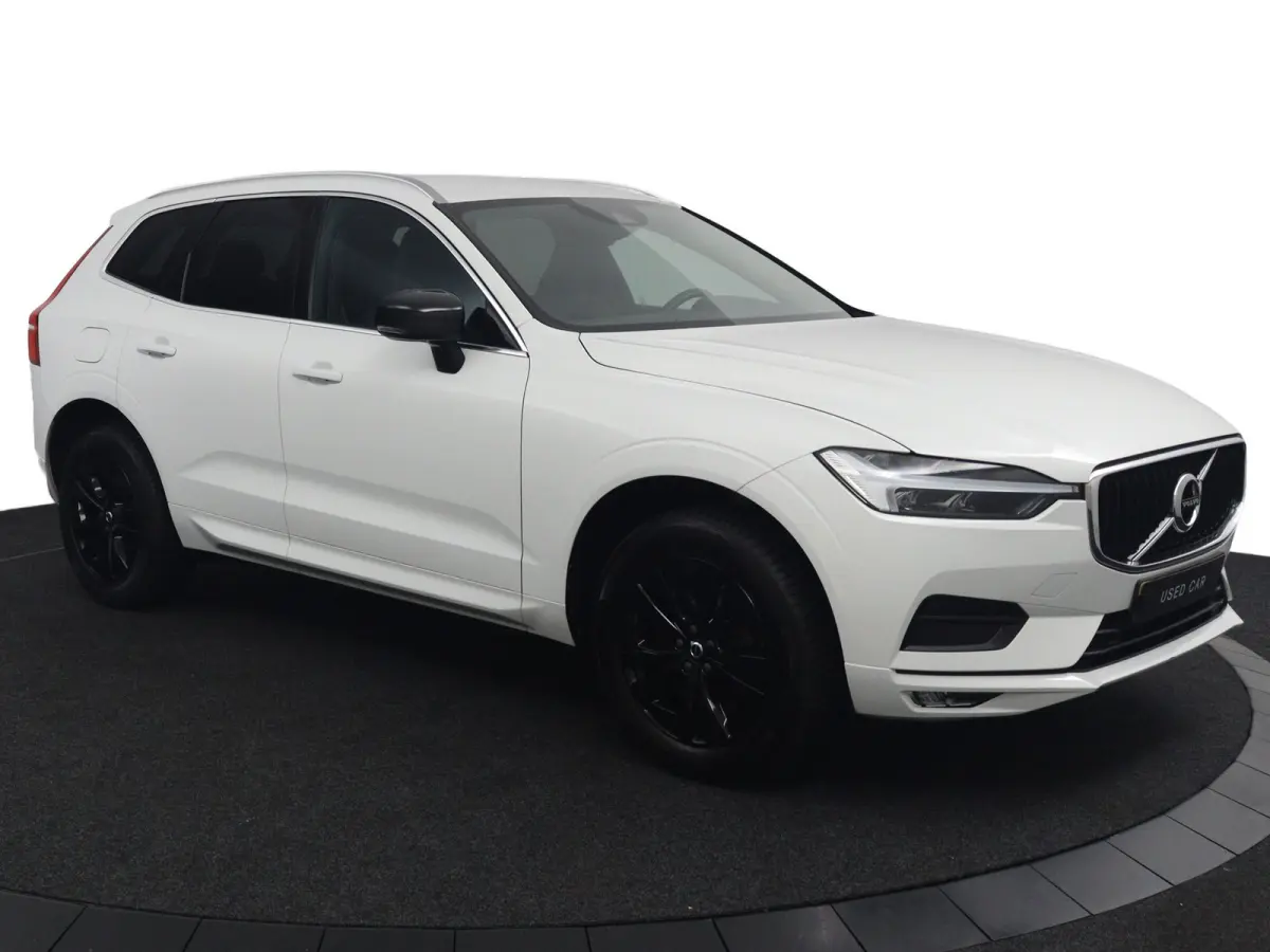 B5 Black Pack | Trekhaak 2300KG! | Camera | Adaptive Cruise | BLIS | Stoelverwarming | Verwarmbare Voorruit | CarPlay/Android Auto