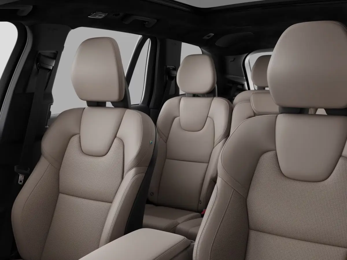 2.0 T8 Plug-in hybrid AWD Ultra Dark Exec. Ed. | 2 stoelen op derde rij | Achterbank verwarmd | Alarmsysteem